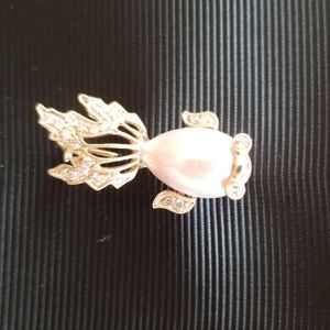 14kt gold Pearl/Diamond Pin